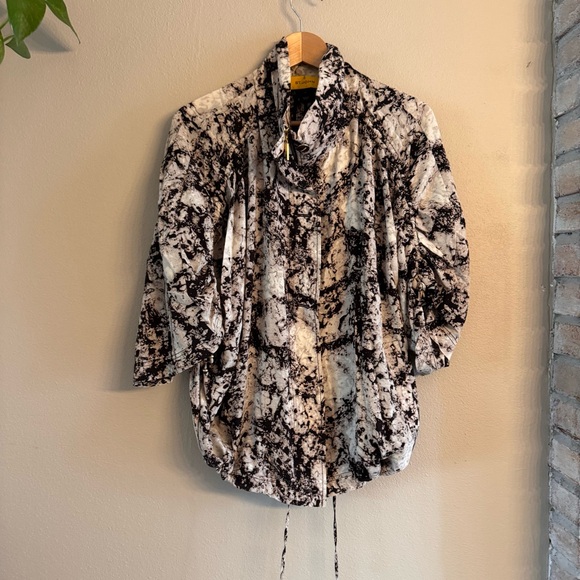 St. John Jackets & Blazers - ST JOHN Abstract Jacket